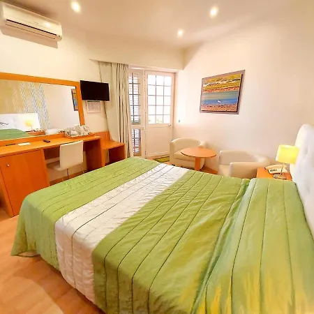 Guest house Formosa Al-estabelecimento De Hospedagem,quartos-rooms Monte Gordo