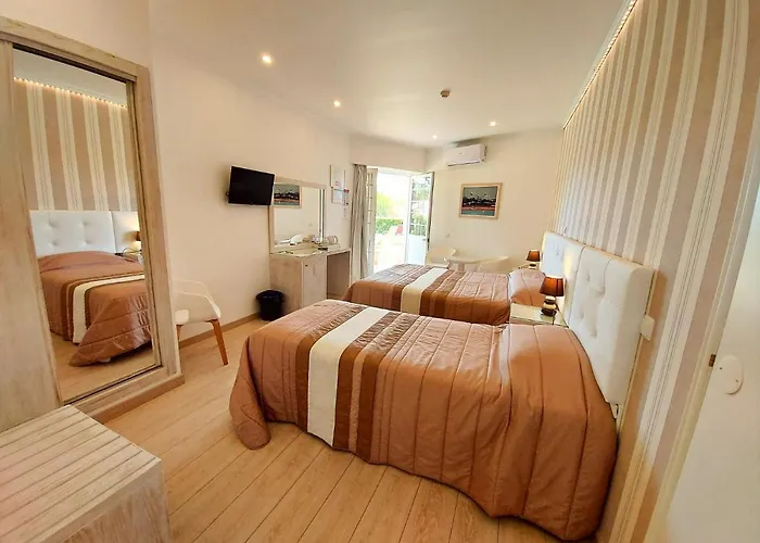 ゲストハウス Formosa Al-estabelecimento De Hospedagem,quartos-rooms