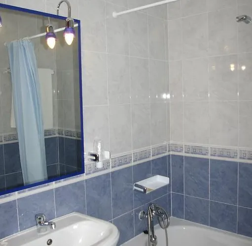 ゲストハウス Formosa Al-estabelecimento De Hospedagem,quartos-rooms モンテ・ゴルド