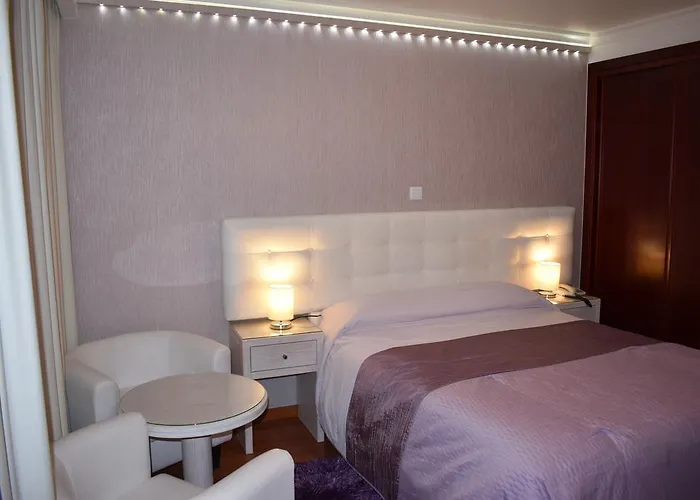 ゲストハウス Formosa Al-estabelecimento De Hospedagem,quartos-rooms モンテ・ゴルド