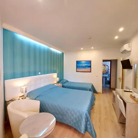 Formosa Al-estabelecimento De Hospedagem,quartos-rooms Monte Gordo